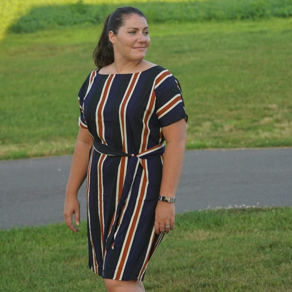 PLUS Size Color Block Dress - Picture 3 of 3